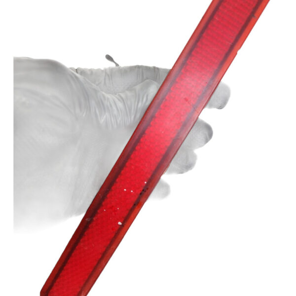 Luz Reflectiva Der Bumper Trasero Roja Mazda 3 2005 2.0 At