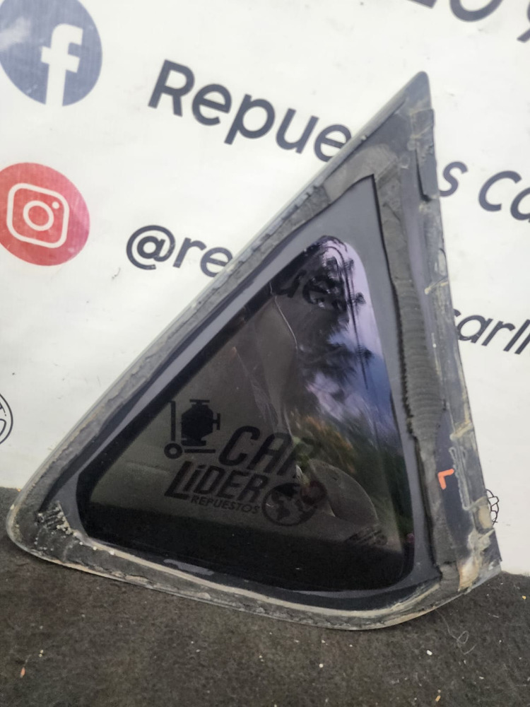 Vidrio Triangulo Puerta Trasera Izquierda Mazda 3 2005 2.0 - Image 2