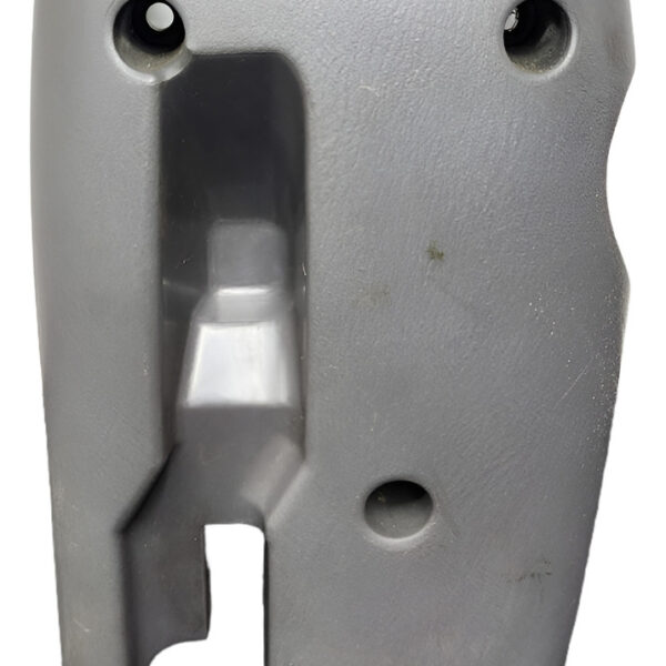 Cobertor Columna Direcc Inferior Switche Mazda 626 2000 2.0