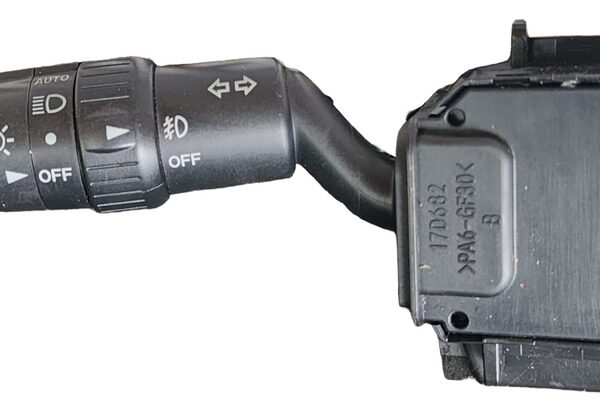 Comando Limpiaparabrisas Y Luces Mazda 3 2005 2.0 At