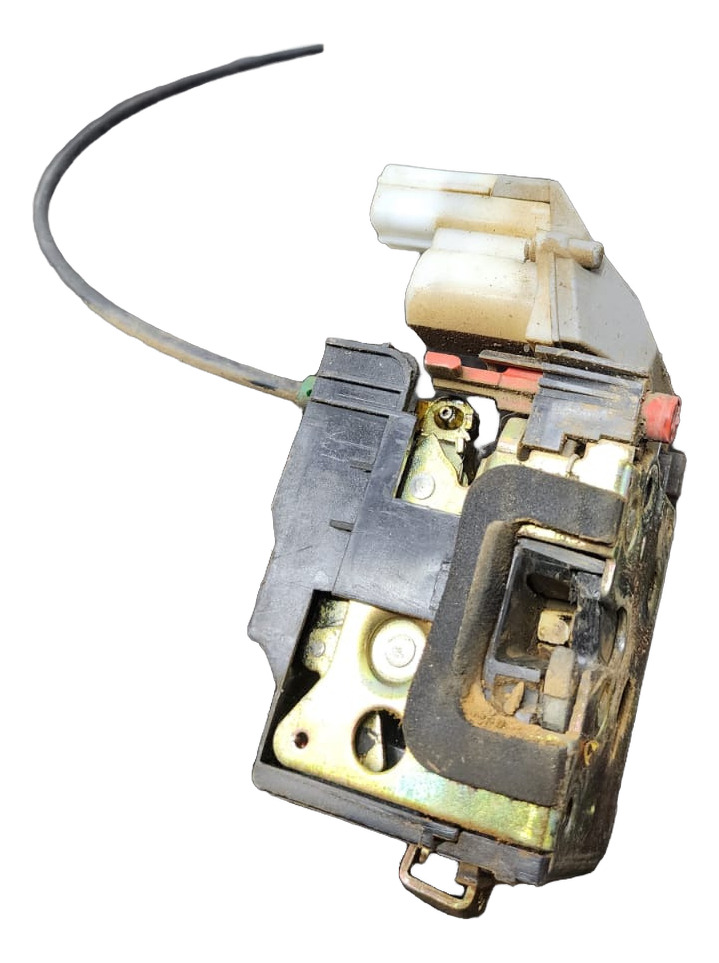 Chapa Cerradura Puerta Trasera Izq Ford Ecosport 2008 4x4