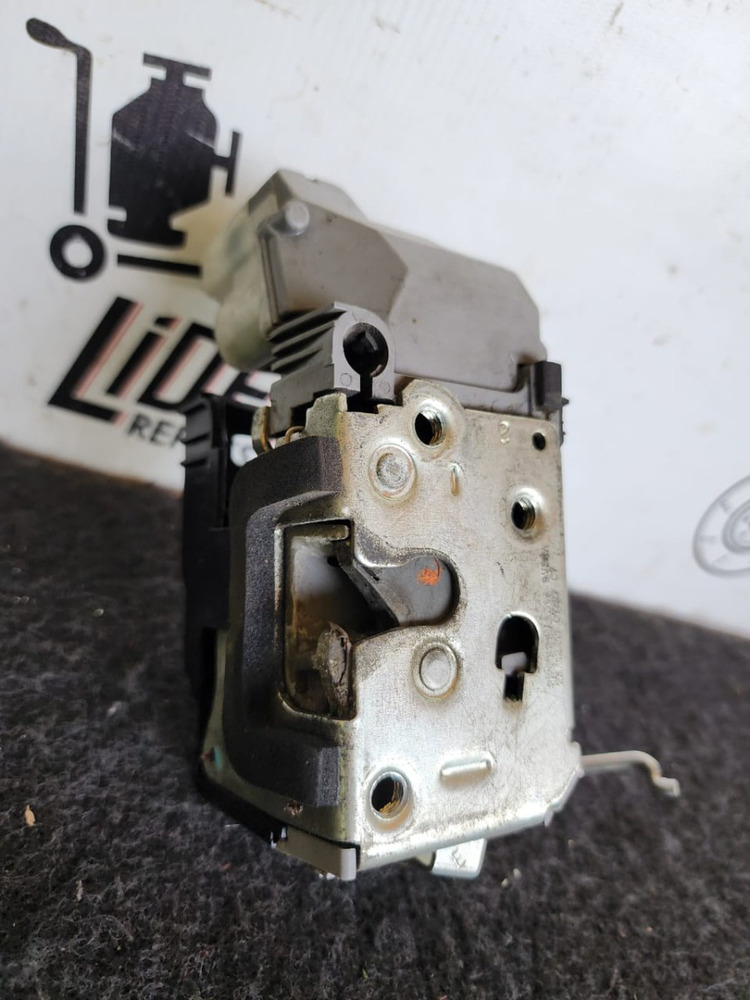 Actuador Cerradura Chapa Puerta Maleta trasera Ford Ecosport