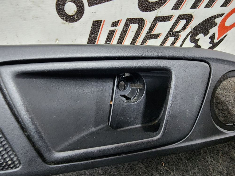 Manija Puerta Cartera Delantera Izq Ford Ecosport 2017 2.0 Negro Delantera - Image 5