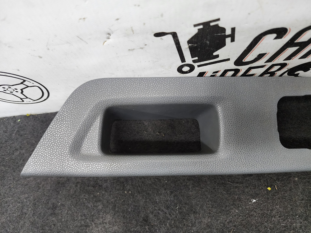 Cobertor Switche Elevavidrios Delantero Izq Ford Ecosport 20 - Negro - Image 4