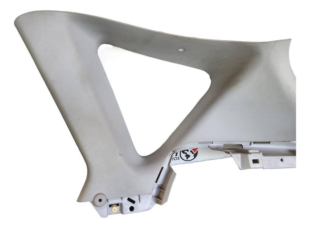 Cobertor Cinturon Trasero Derecho Paral Mazda 3 2005 2.0 At