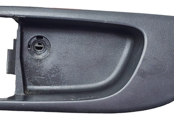 Cobertor Manija Delantera Izquierda Mazda 3 2005 2.0 At
