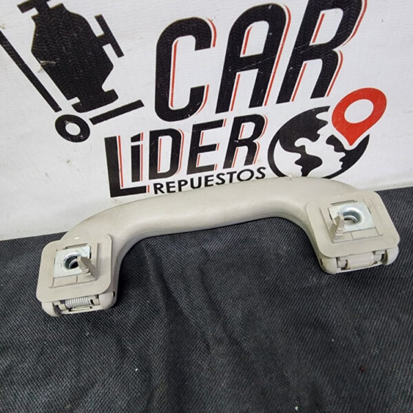 Manija Manivela De Agarre Der Delantero Chevrolet Sonic  14