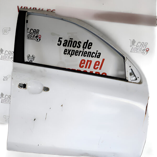 Puerta Delantera Derecha *para Reparar* Nissan March 2019 Delantera Derecha