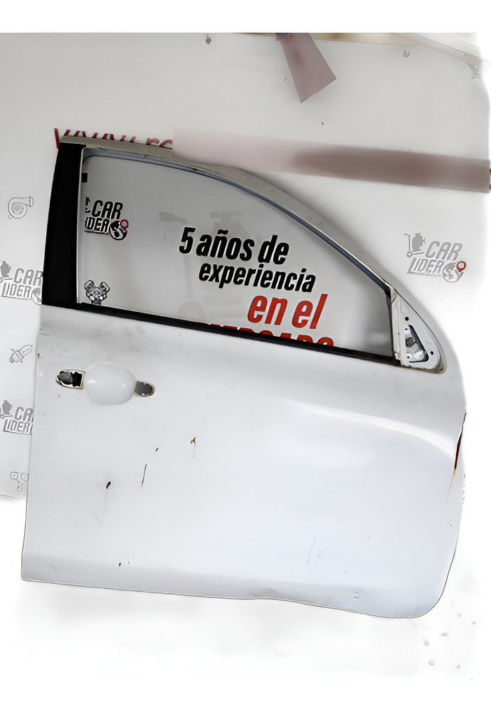 Puerta Delantera Derecha *para Reparar* Nissan March 2019 Delantera Derecha