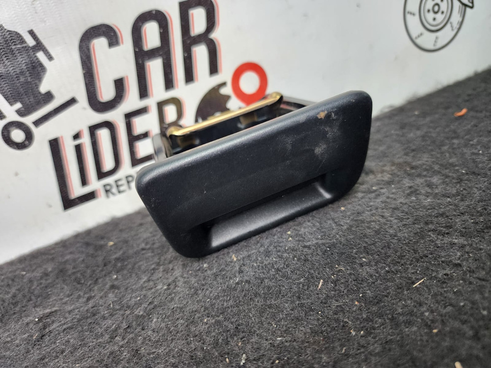Cenicero Delantero Central Mazda 626 2000 2.0 At - Image 3