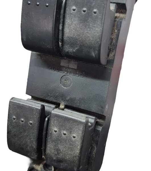 Switche Elevavidrios Delantero Izq Mazda 3 2005 2.0 At