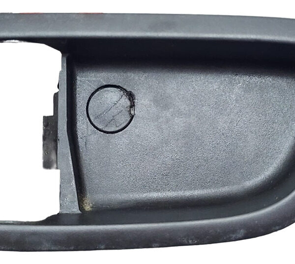 Cobertor Manija Trasera Izquierda Mazda 3 2005 2.0 At