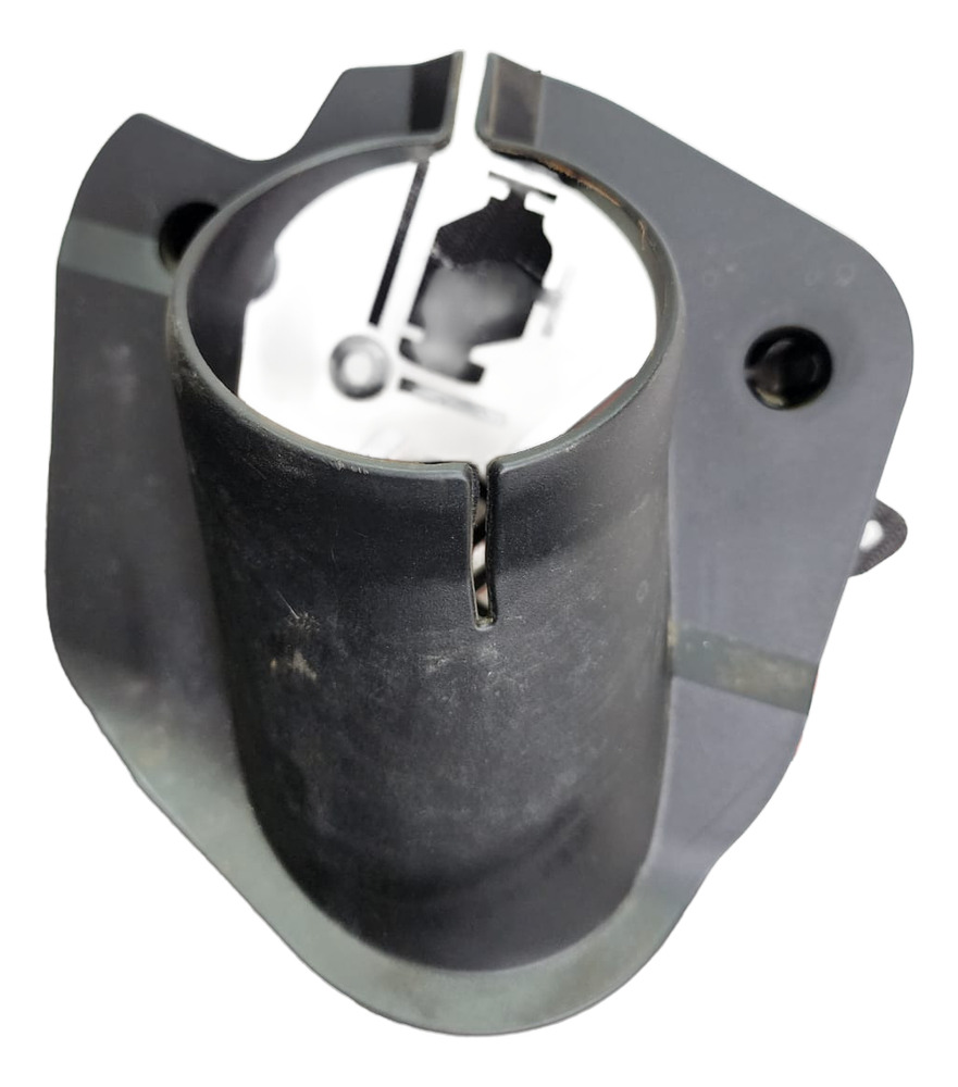 Cobertor Exterior Inferior Izq Trasero Mazda 3 2005 2.0 At