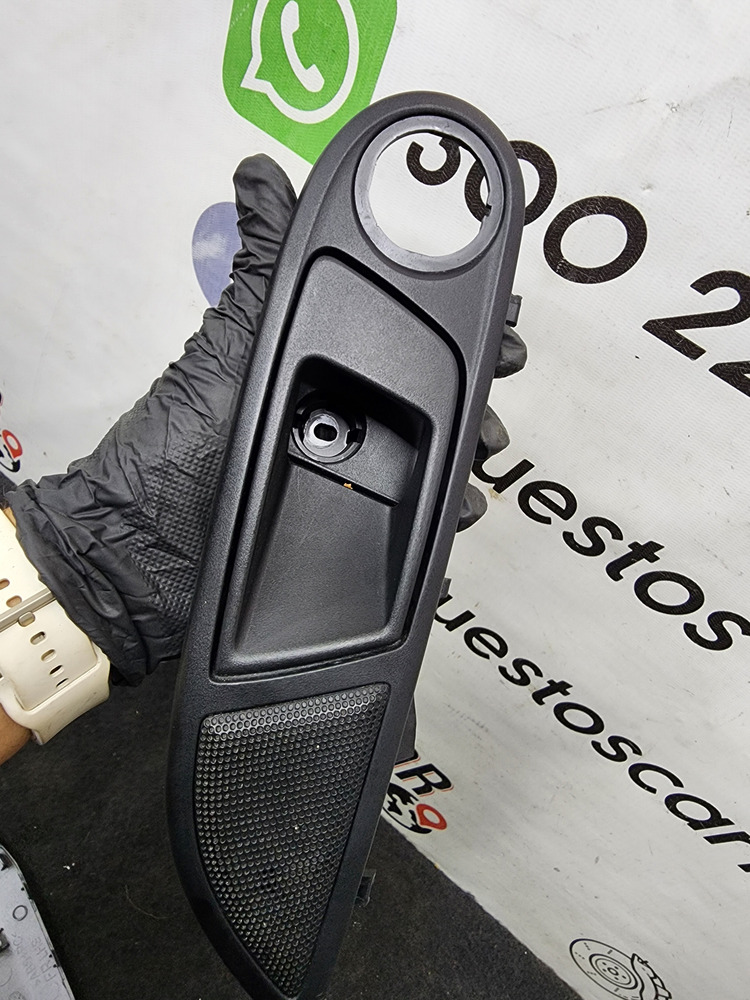 Manija Puerta Cartera Delantera Izq Ford Ecosport 2017 2.0 Negro Delantera - Image 8