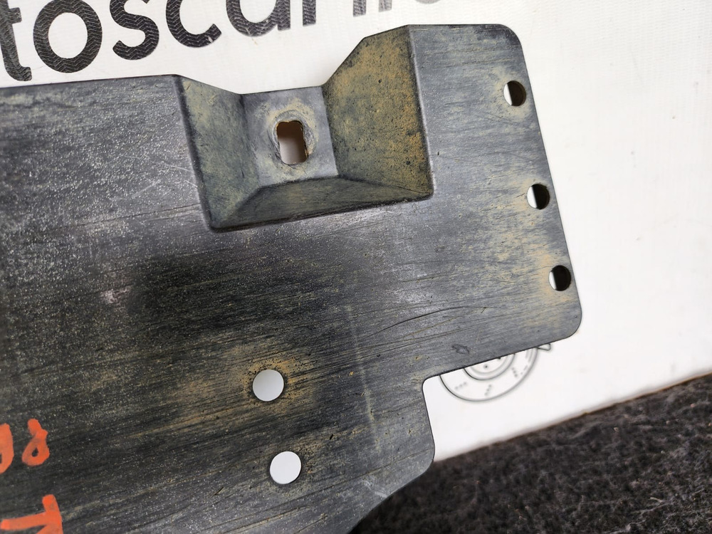 Cobertor Exterior Inferior Der Trasero Mazda 3 2005 2.0 At - Image 3