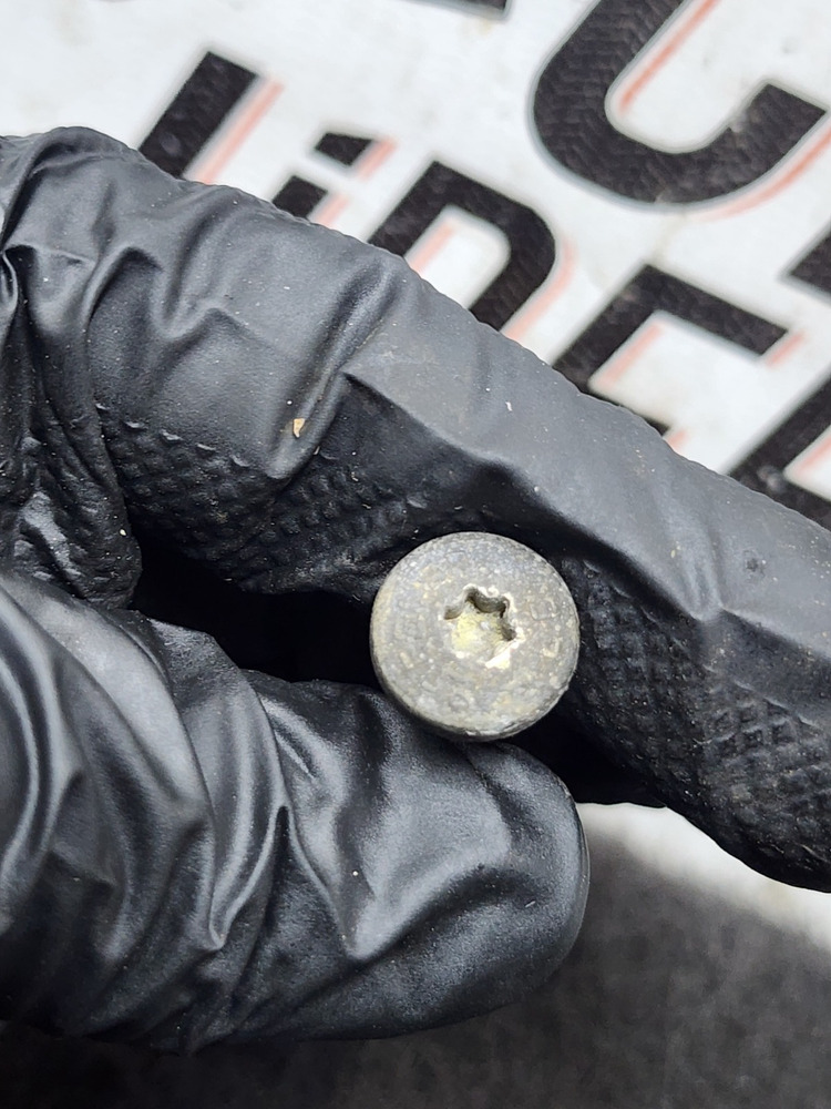 Tornillo Pasador Seguro Tarro Freno A Bomba Renault Megane 2 - Image 3