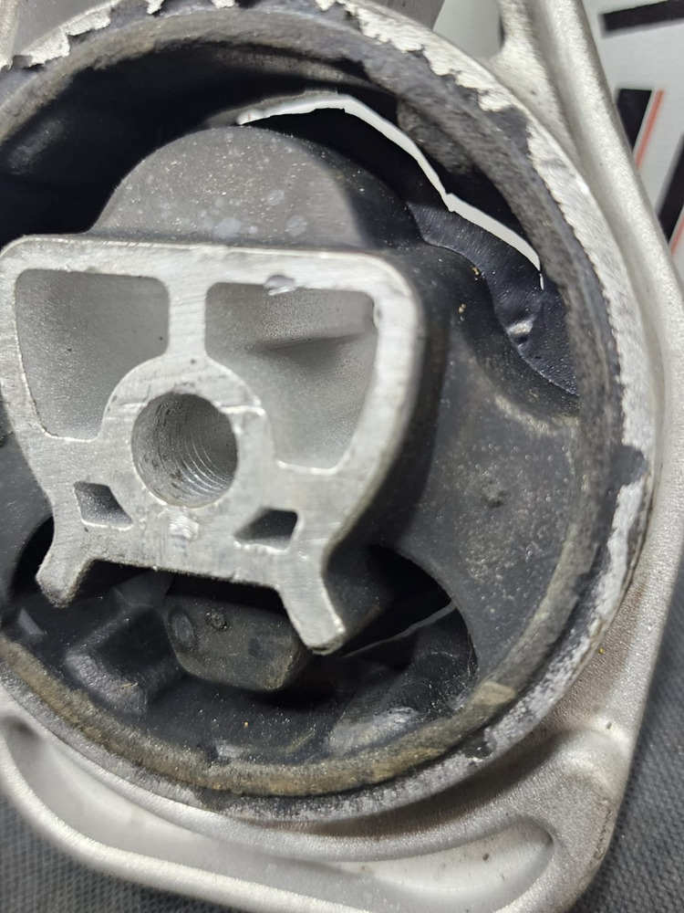 Soporte De Motor Caja Inferior Chevrolet Sonic 2014 - Image 3