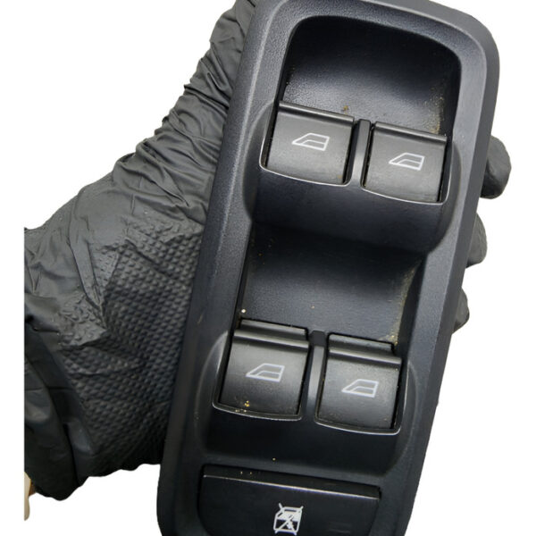Switche Elevavidrios Puerta Principal Ford Ecosport 2017