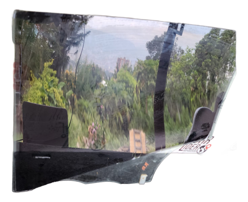 Vidrio Puerta Trasero Derecho Mazda 3 2005 2.0 At