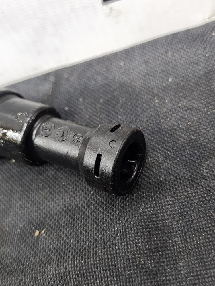 Acople Tubo Ducto Clutch Chevrolet Sonic 2014 - Image 2