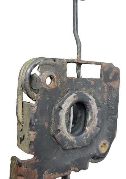 Chapa Recibidor Seguro capo Ford Ecosport 2008 2.0 4x4