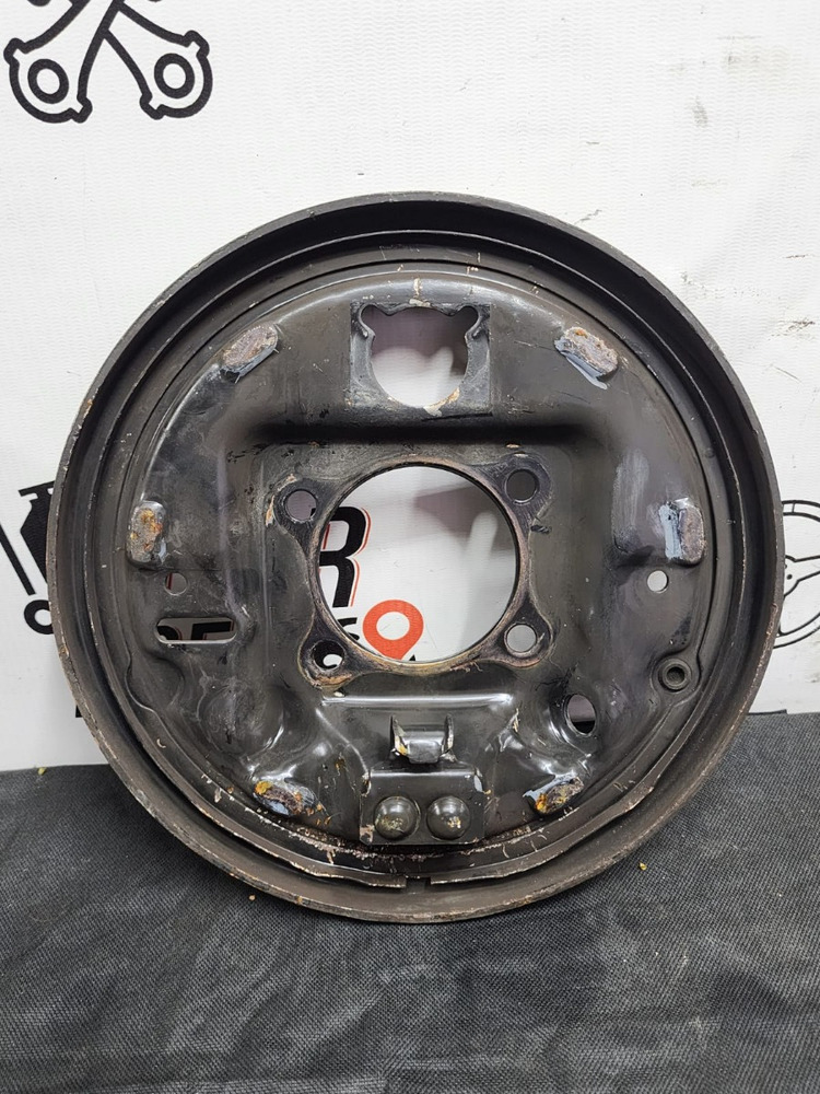 Plato Porta Campana Trasero Derecho Chevrolet Sonic 2014