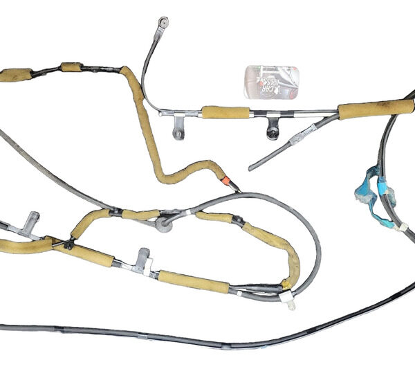 Cable Antena Y Manguera Limpiaparabrisas Mazda 3 2005 2.0 At