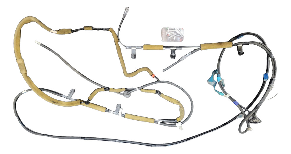 Cable Antena Y Manguera Limpiaparabrisas Mazda 3 2005 2.0 At