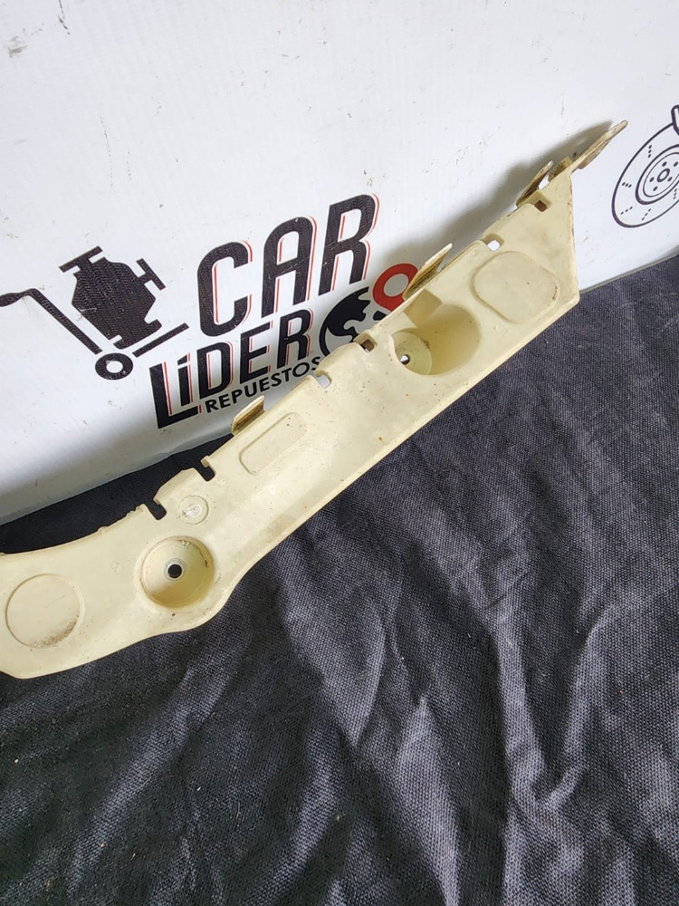 Guia Bumper Trasero Derecho Chevrolet Sonic 2014 - Image 3