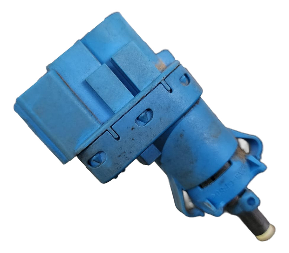 Interruptor Sensor Pedal Freno Stops Luz Mazda 3 2005 2.0 At