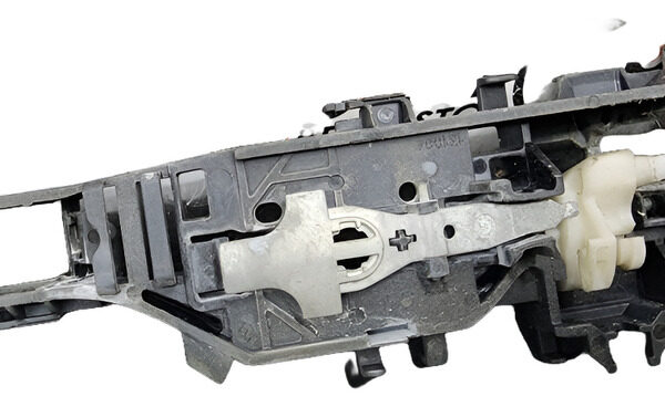 Base Manija Ext.  Puerta Trasera Izq Renault Megane 2 2005 N/a Trasera