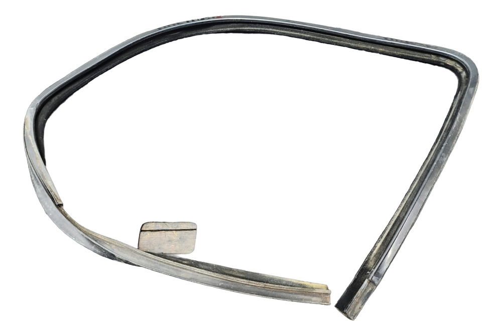 Empaque Vidrio Puerta Delantero Izquierdo Ford Ecosport 2008