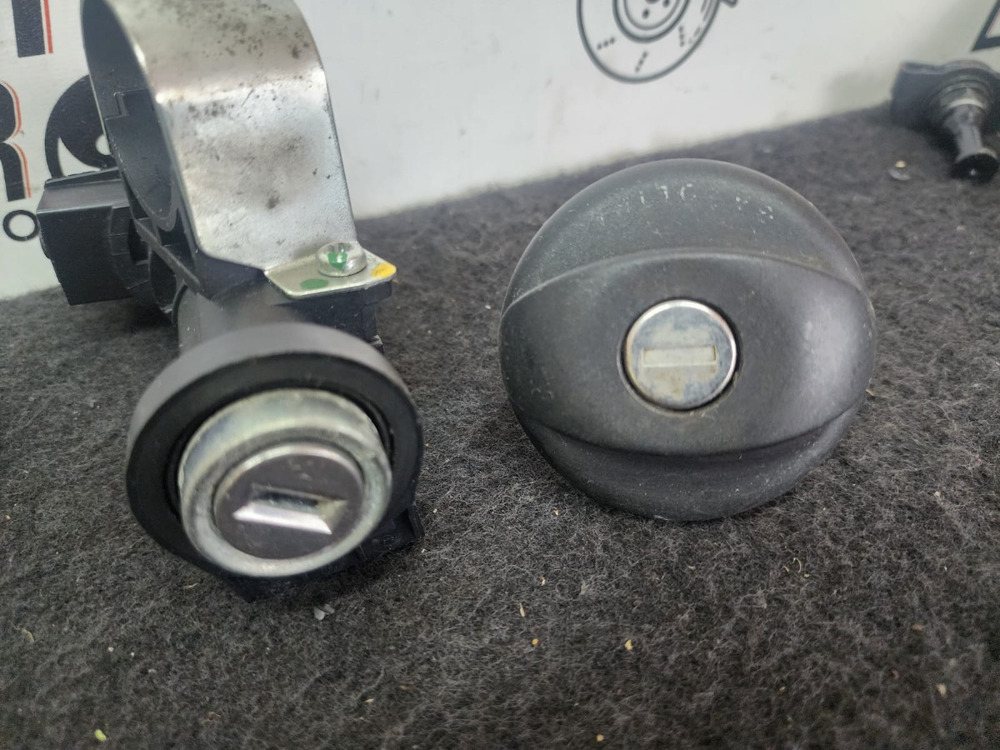 Combo Llave Motor Tapa Gasolina Y Manija ford Ecosport - Image 3