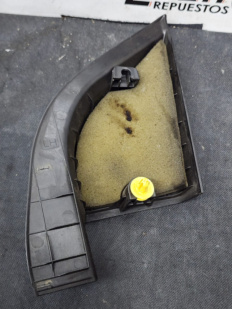 Cobertor Tapa Interior Espejo Retrovisor Der Nissan March 19 - Image 2