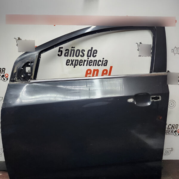 Puerta Delantera Izquierda Chevrolet Sonic 2014 Delantera
