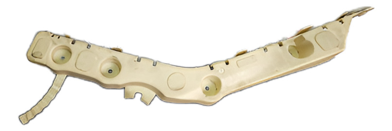 Guia Bumper Trasero Derecho Chevrolet Sonic 2014