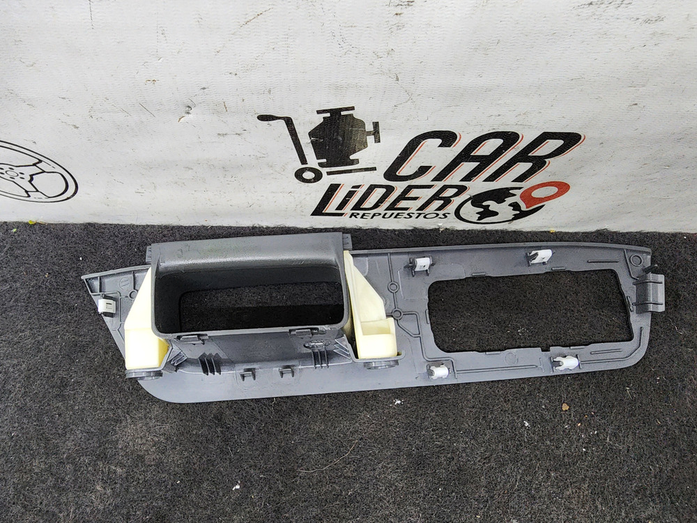 Cobertor Switche Elevavidrios Delantero Izq Ford Ecosport 20 - Negro - Image 3