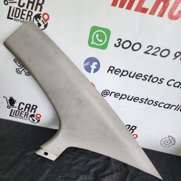 Cobertor Trasero Derecho Columna Superior Chevrolet Sonic 14