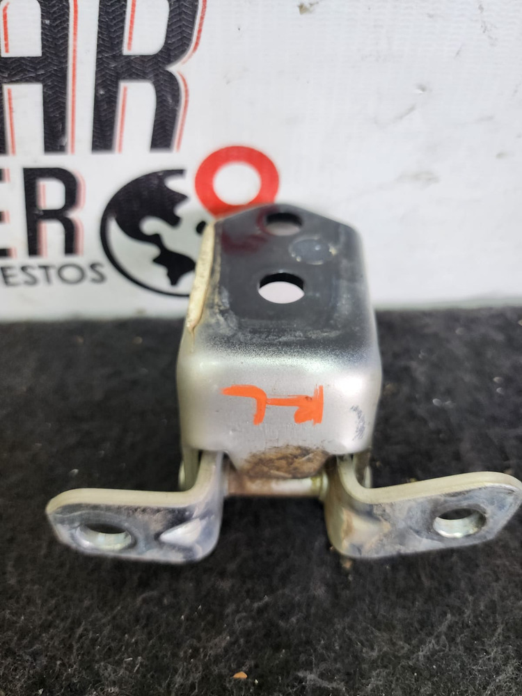 Bisagra Puerta Marca R Mazda 3 2005 2.0 At - Image 4