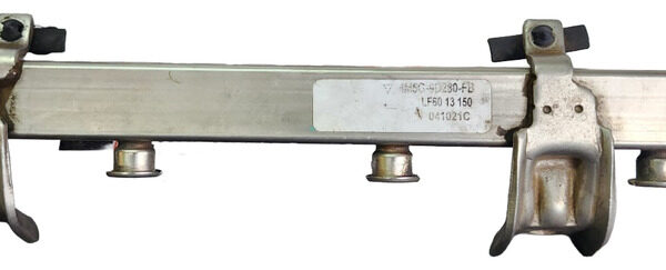 Riel Inyectores Gasolina Mazda 3 2005 2.0 At