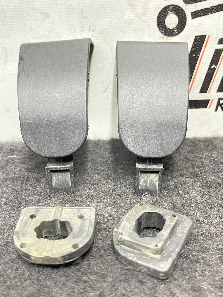 Soporte Caucho Radiador Cobertor Calandria Ford Ecosport 17 - Image 2