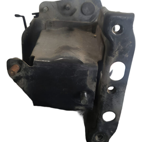 Soporte Bumper Punta Delantera Izq Mazda 626 2000 2.0 At