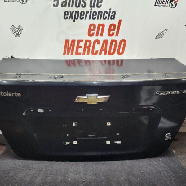 Puerta Maleta Compuerta Cajuela Baúl Chevrolet Sonic 2014