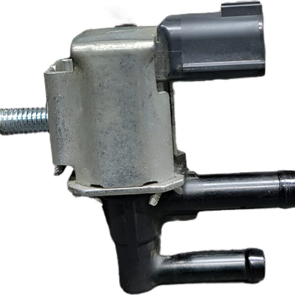 Mangueras Del Solenoide Gases Canister vacio Nissan March