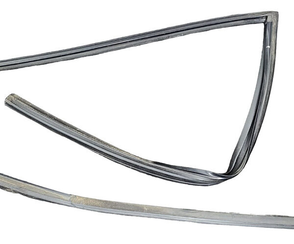 Empaque Vidrio Puerta Trasera Der Mazda 3 2005 2.0 At