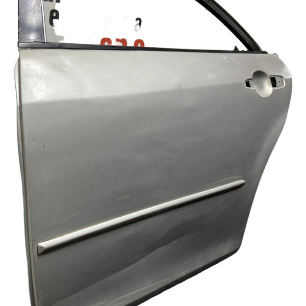Puerta Trasera Izquierda Mazda 6 2006 2.0at Trasera Izquirdo Plateado
