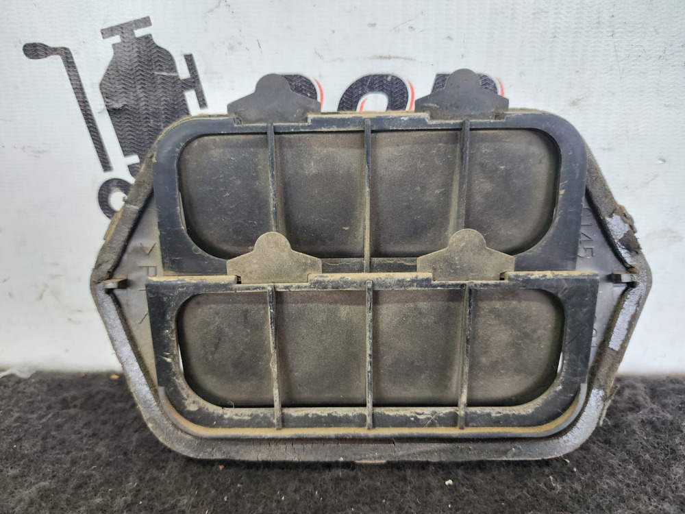 Rejilla Ventilación Trasero Mazda 3 2005 2.0 At - Image 3