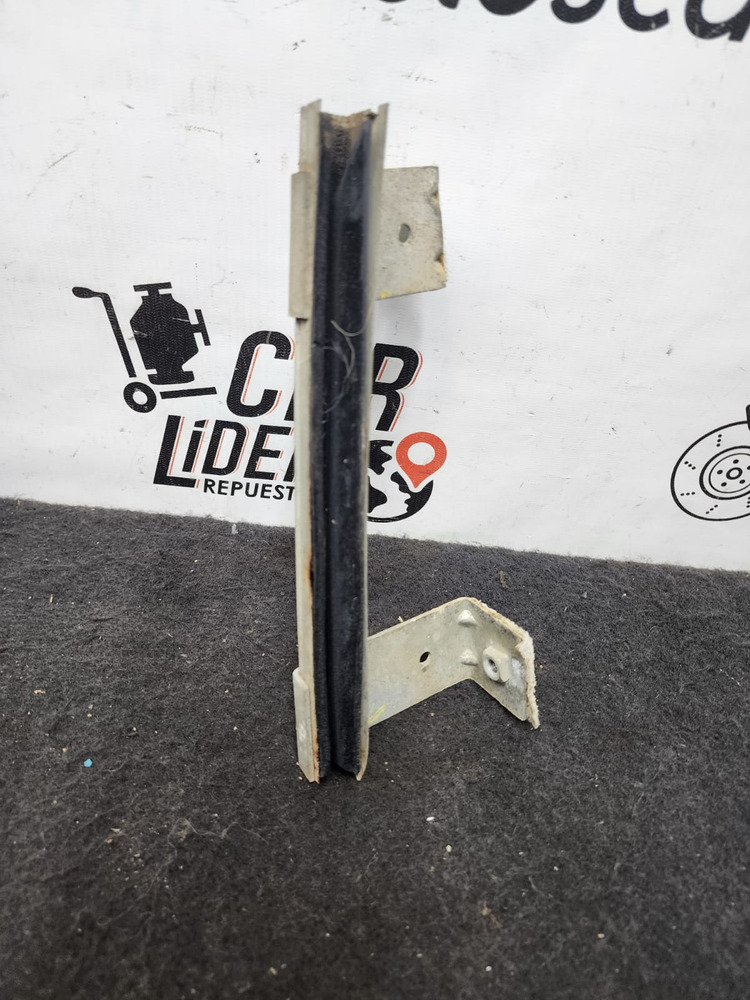 Riel Vidrio Trasero Derecho Ford Ecosport 2008 2.0 Mt - Image 3