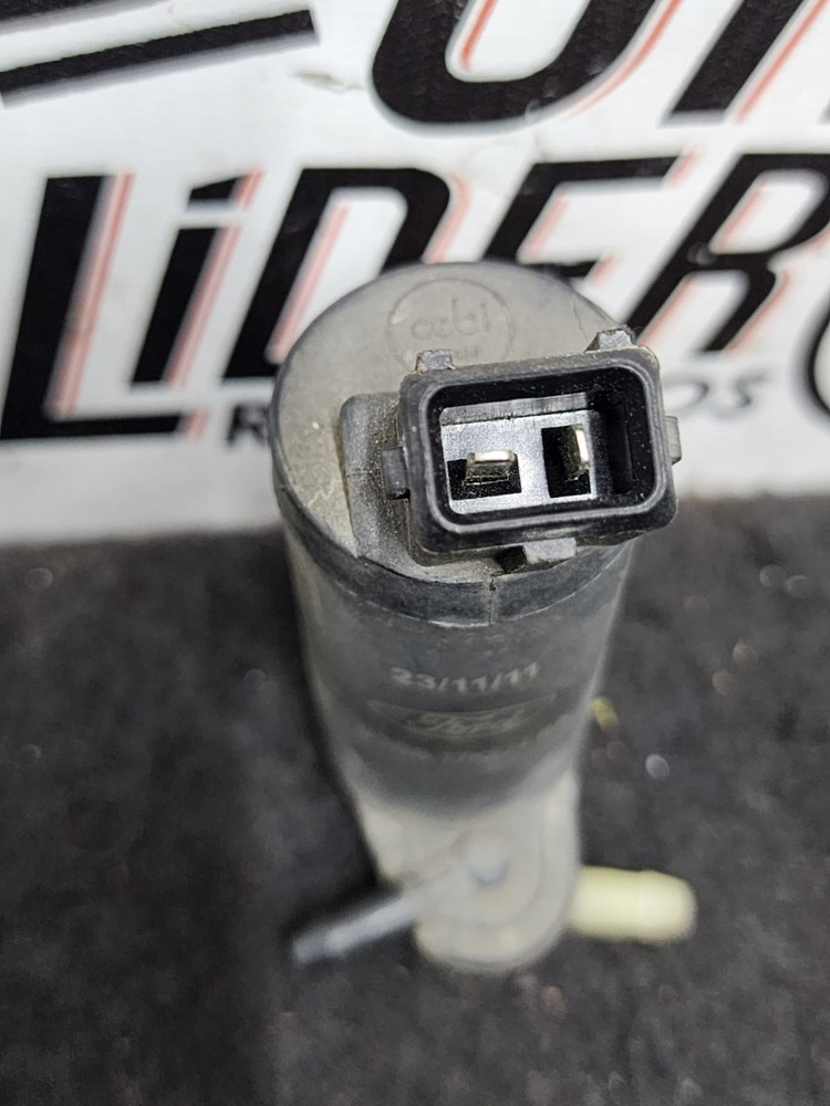 Bomba Limpiaparabrisas Vidrio Delantero Ford Ecosport 2012 - Image 3