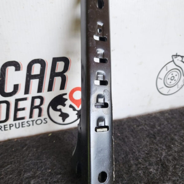 Riel Ajuste Altura Cinturon Delantero Ford Ecosport 2012